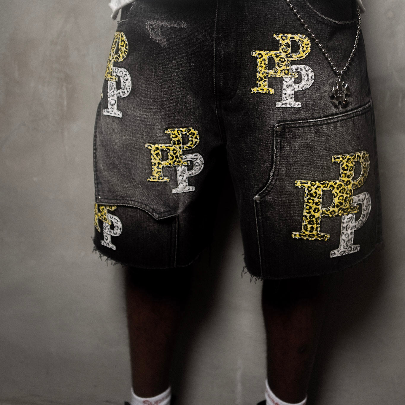 Black LP Jorts